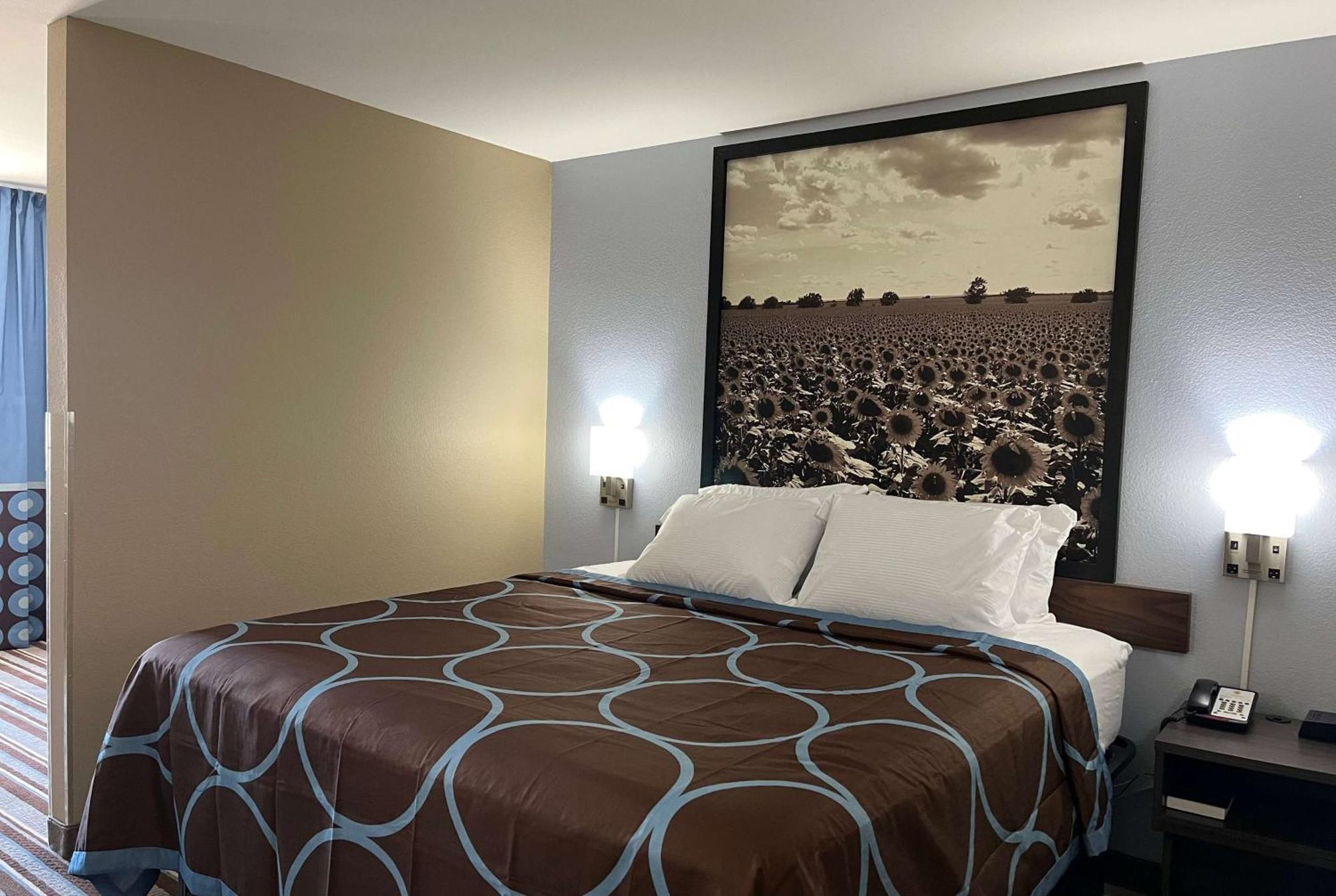 Super 8 By Wyndham Independence Ks Hotel Kültér fotó